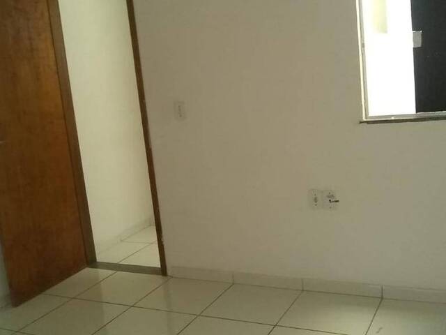 #272 - Apartamento para Locação em Cruz das Almas - BA